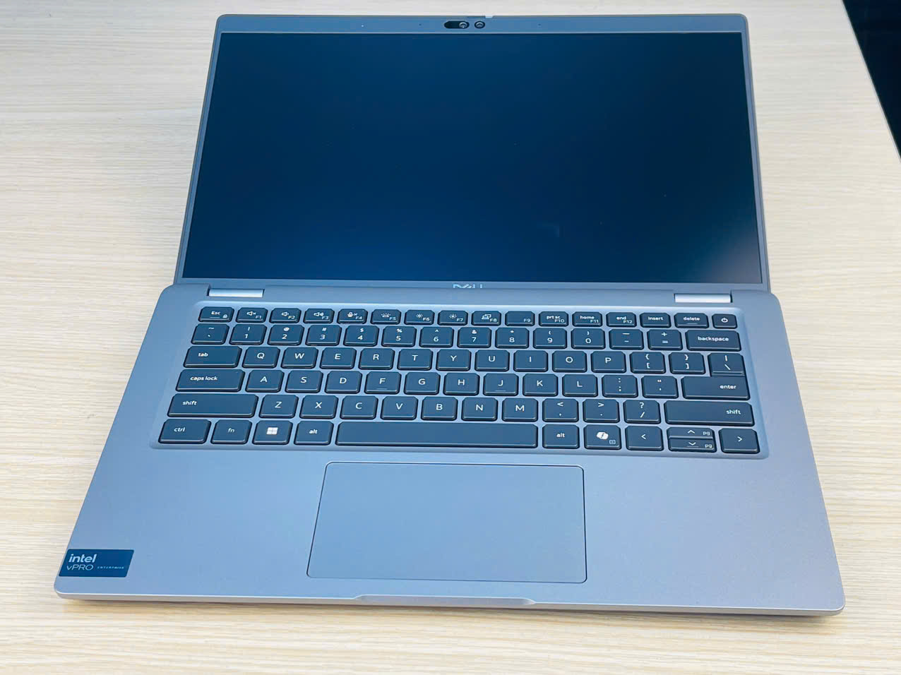 Laptop xách tay dell utra 5450
